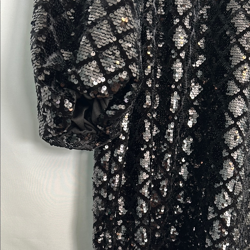 Torrid Black Sequin Mini Dress Long Sleeve‎ V-Neck Sheath - Picture 5 of 11